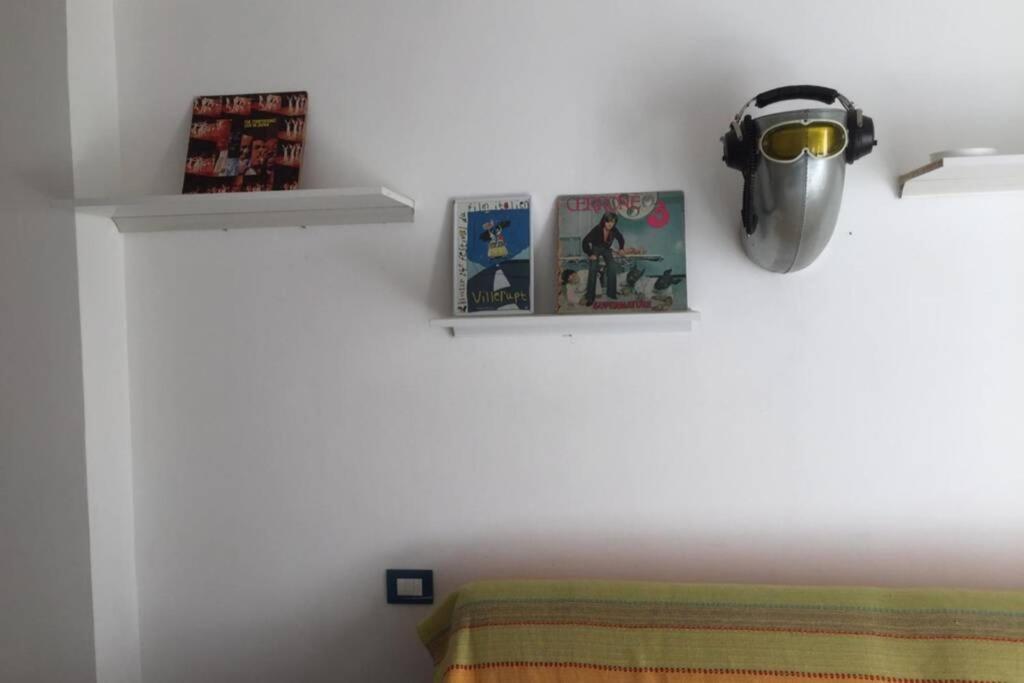 Grand F2 60Mq Centre Antibes, Proche Plages, Commerces, 2 Balcons, Parking, Train, Bus, Deco Vintage, Pet Friendly, Ideal Famille Ou 1-2 Couples Buitenkant foto