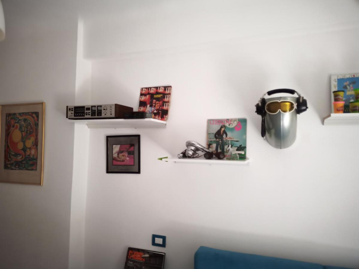Grand F2 60Mq Centre Antibes, Proche Plages, Commerces, 2 Balcons, Parking, Train, Bus, Deco Vintage, Pet Friendly, Ideal Famille Ou 1-2 Couples Buitenkant foto